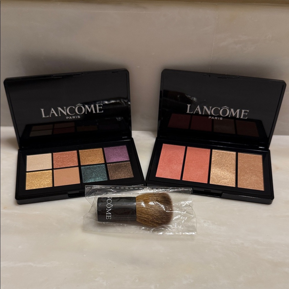 Lancôme Eyeshadow and Blush Palette Set with Bonus Travel Brush
